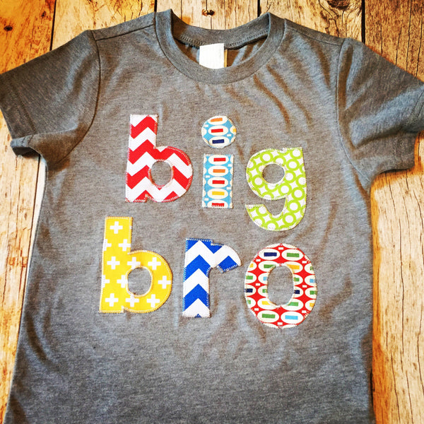 New Brother Big Sis to Be or Little Sister Birth Announcement Shirt lil bro chevron dot primary colors prengnancy newborn hospital outfit
